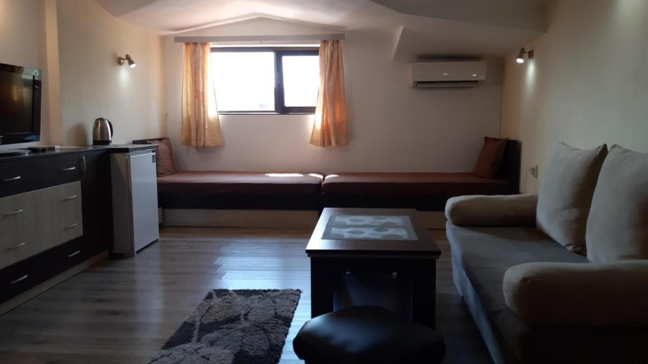 Guest House Bulgari Казанлък Екстериор снимка